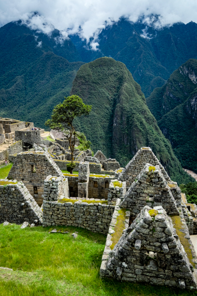 Machu Picchu Travel Guide: 10 Best Things to See and Do